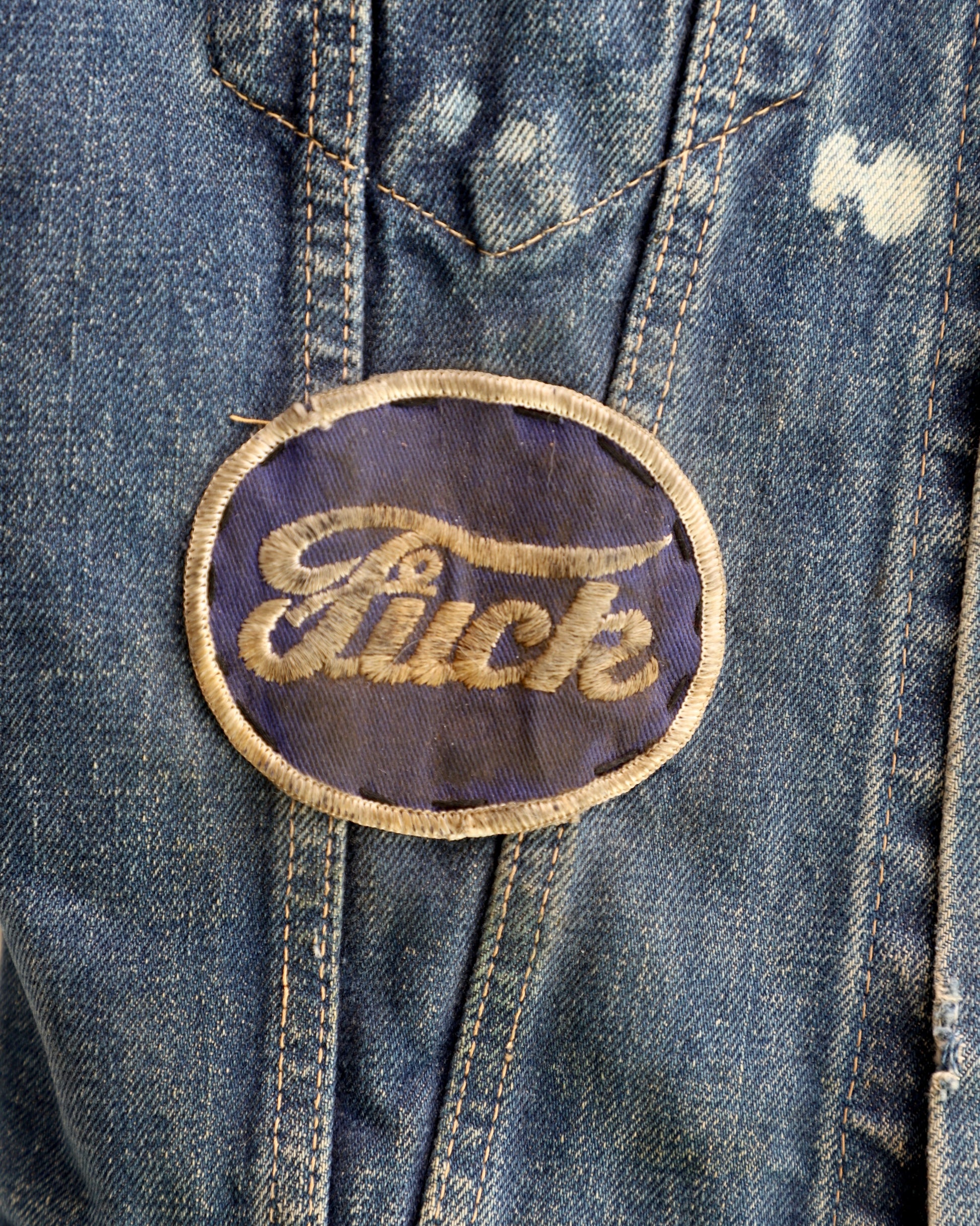 1960s LEVI'S Big E Biker Vest With Original Patches USA
Front patch