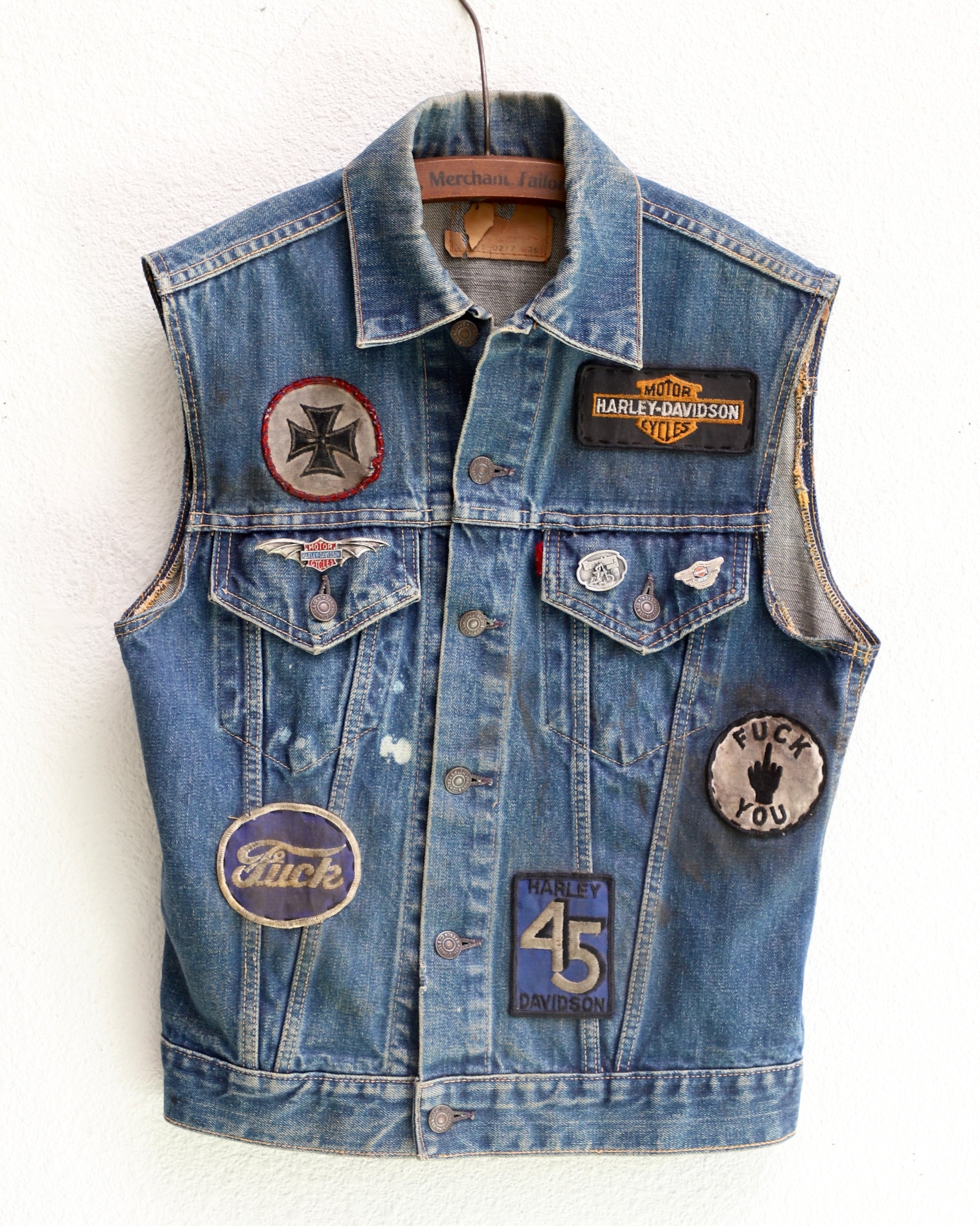 1960s LEVI'S Big E Biker Vest With Original Patches USA
Front.