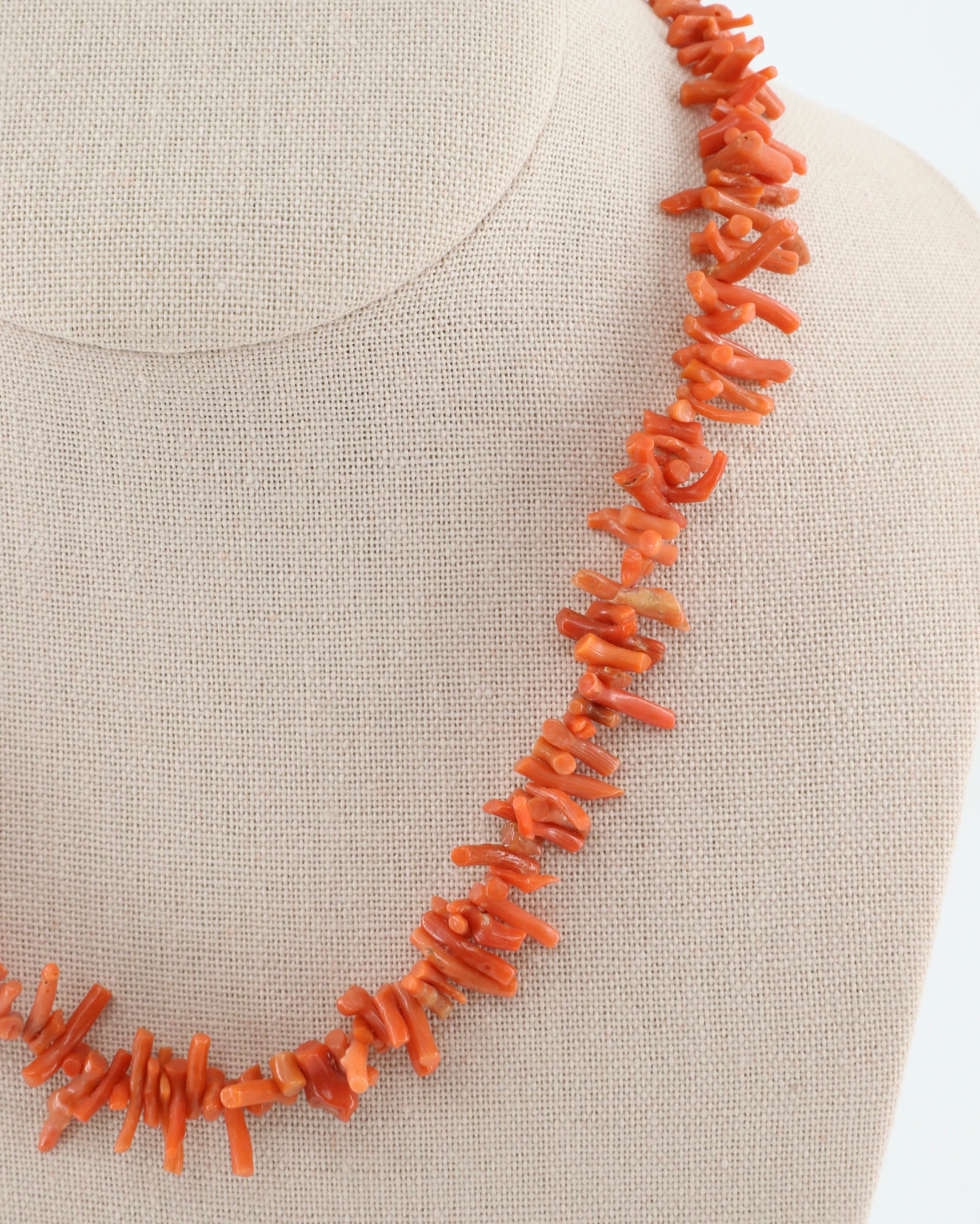 1940s Red Branch Coral Necklace (18 inches)