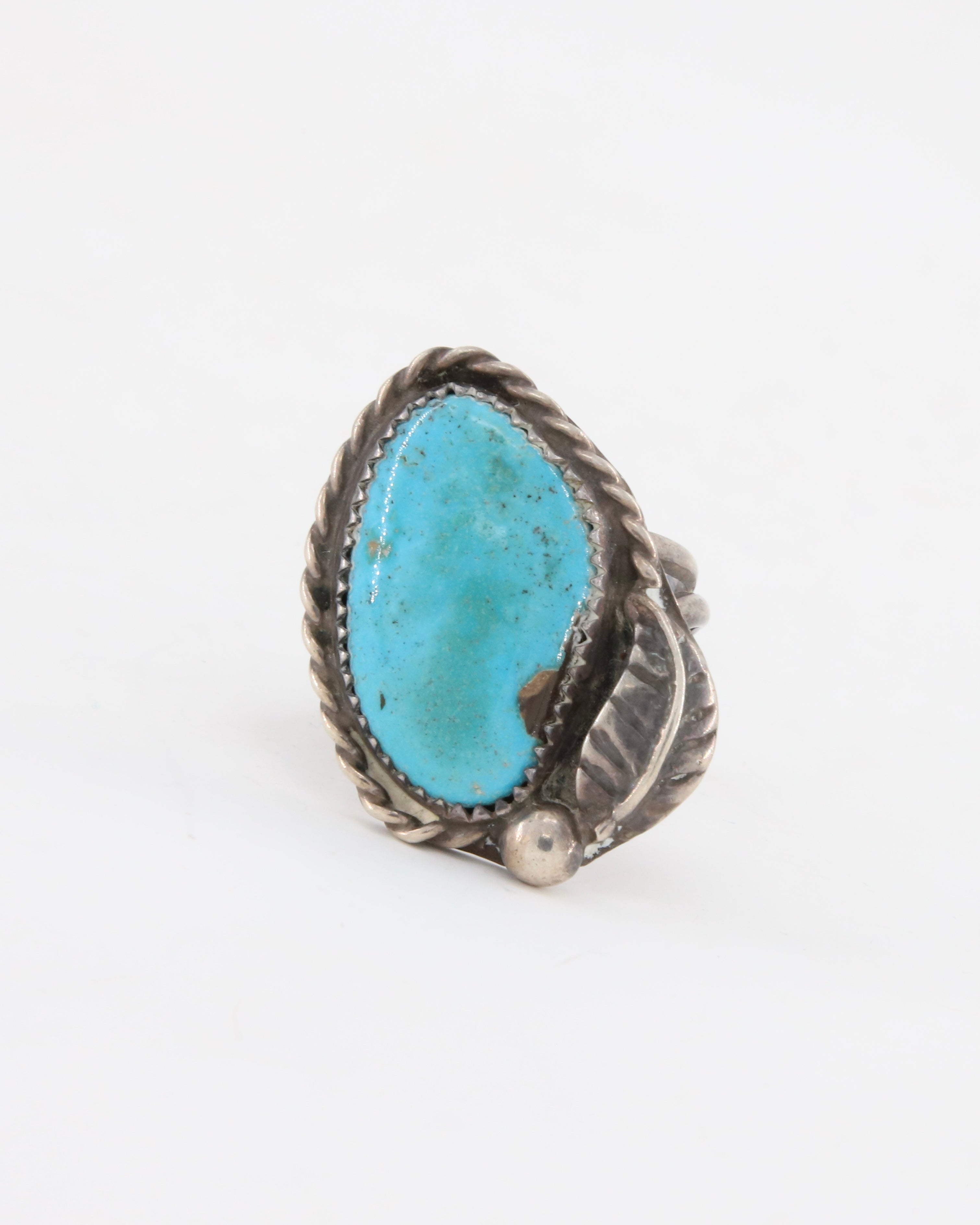 Turquoise + Sterling Silver Oval Ring w Leaf sz 7.25