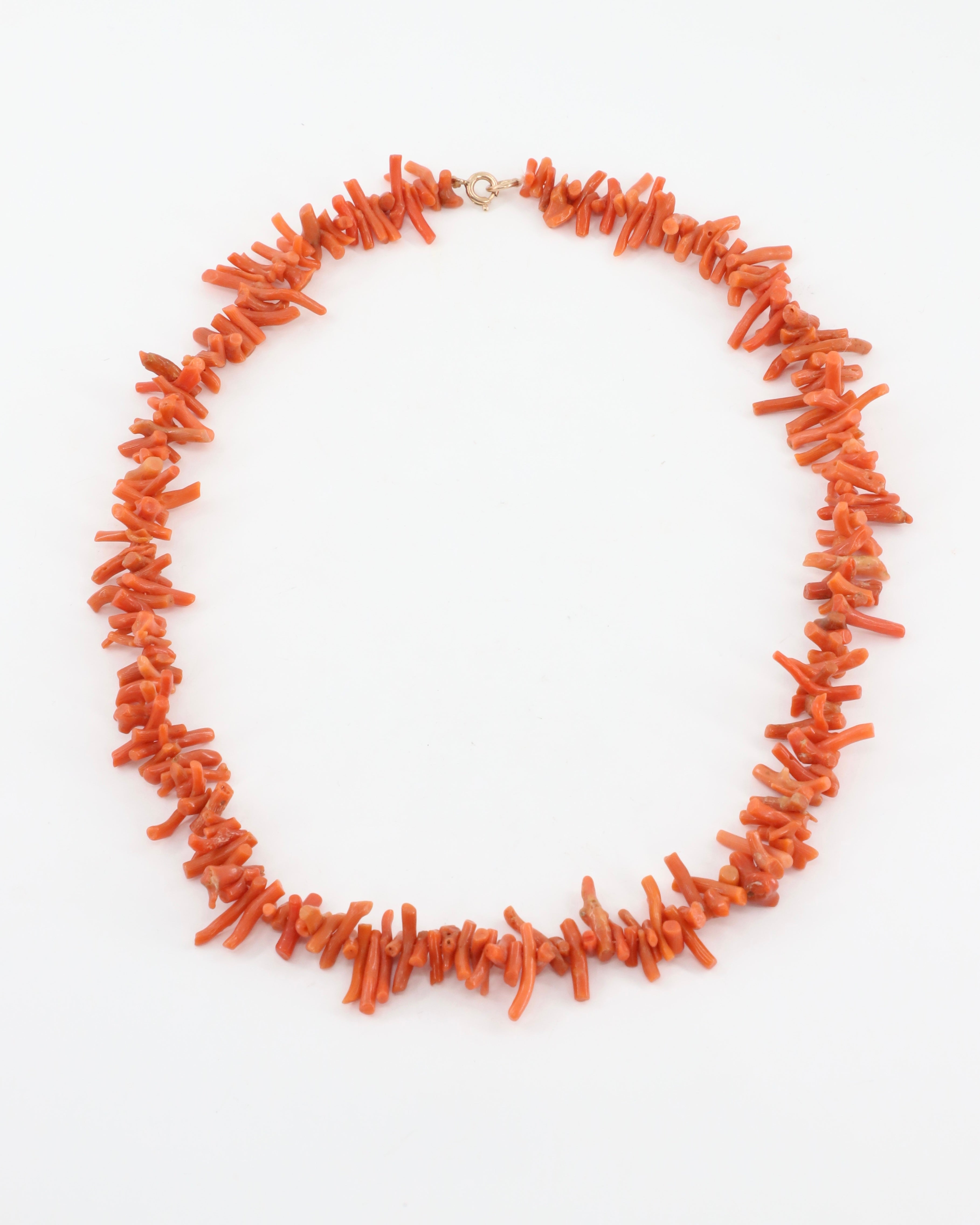 1940s Red Branch Coral Necklace (18 inches)