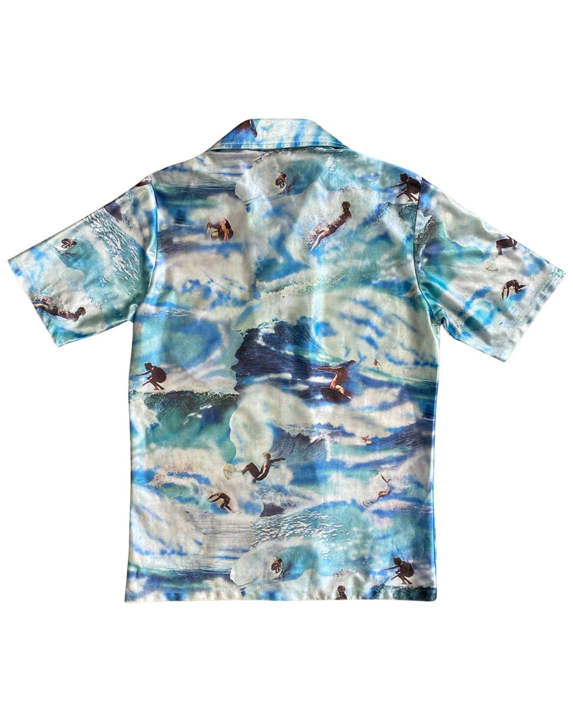 Vintage 1970s all-over surfer print shirt in blue and white with short sleeves and button-up front. Back view.