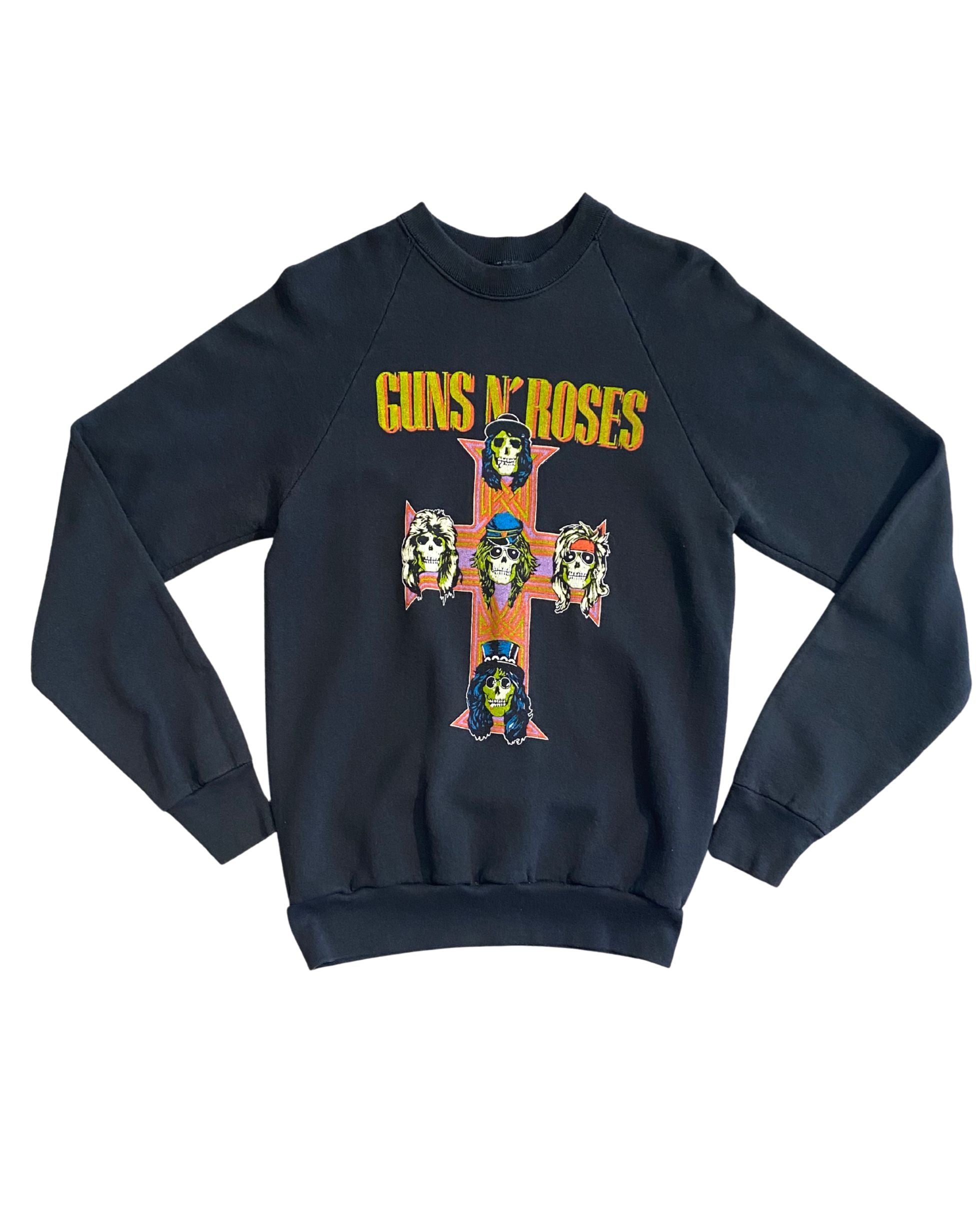 Front view of vintage 1980s Guns N’ Roses sweatshirt black.