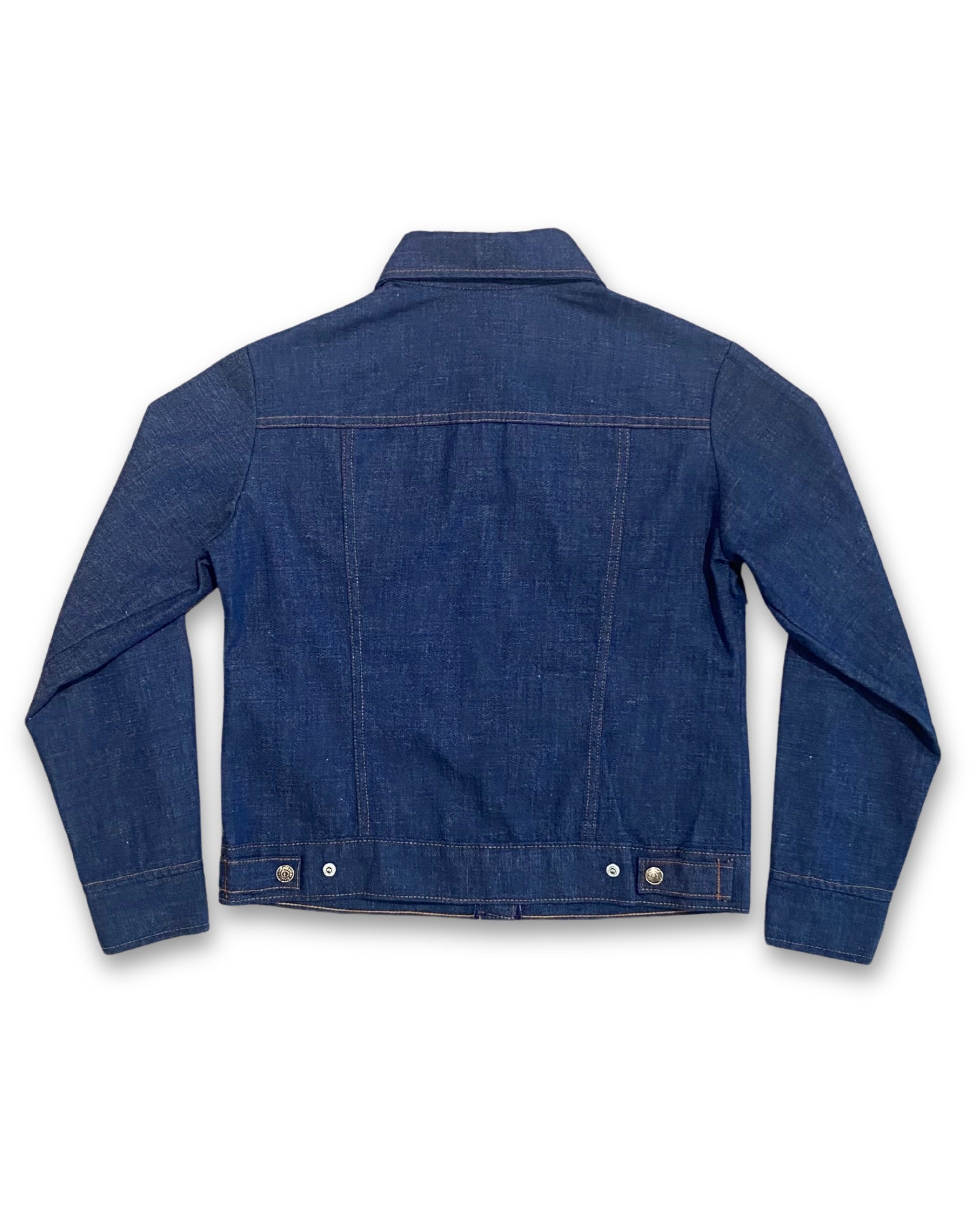 Back view of vintage 1970s Levi’s Orange Tab denim jacket with dark indigo wash and snap closure.
