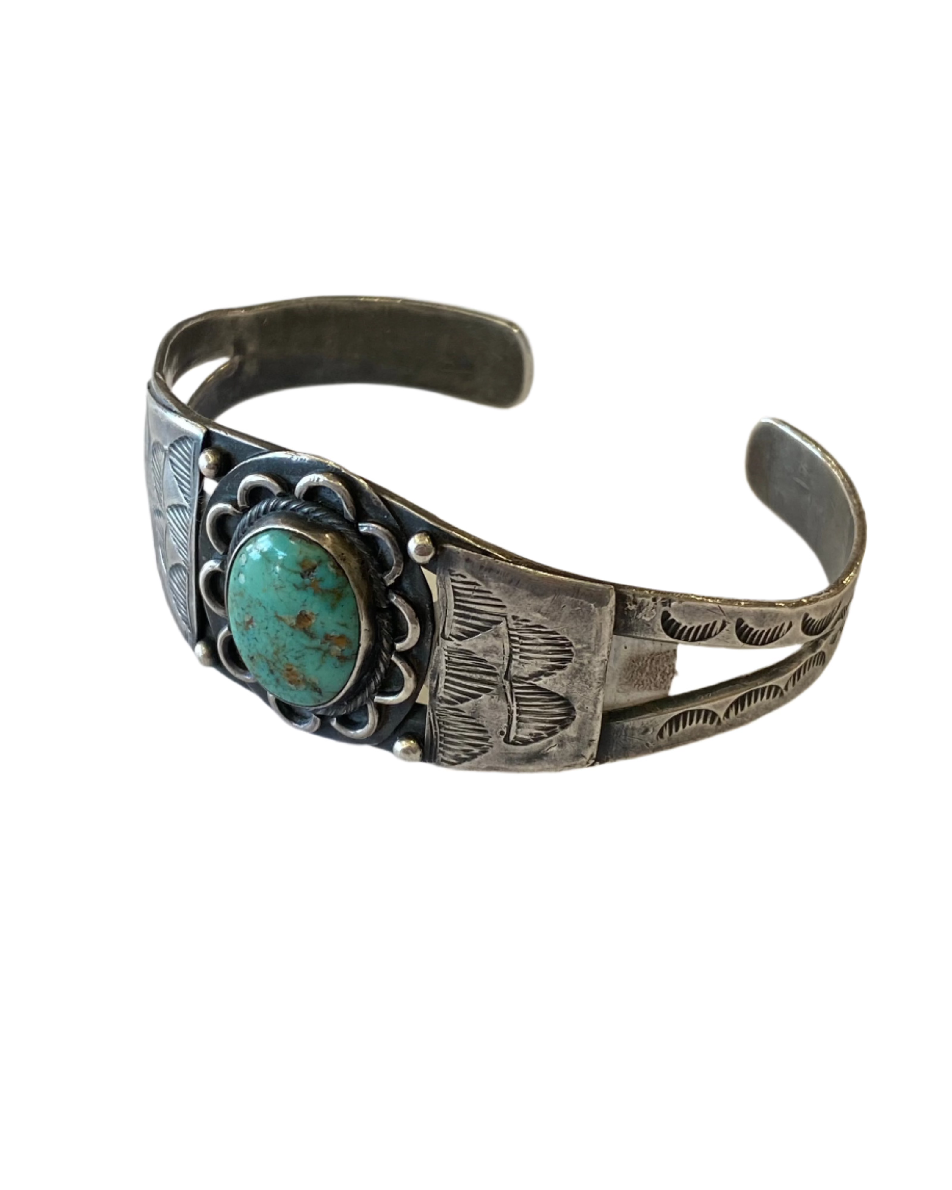 Navajo Cuff w Turquoise in Flower Setting L