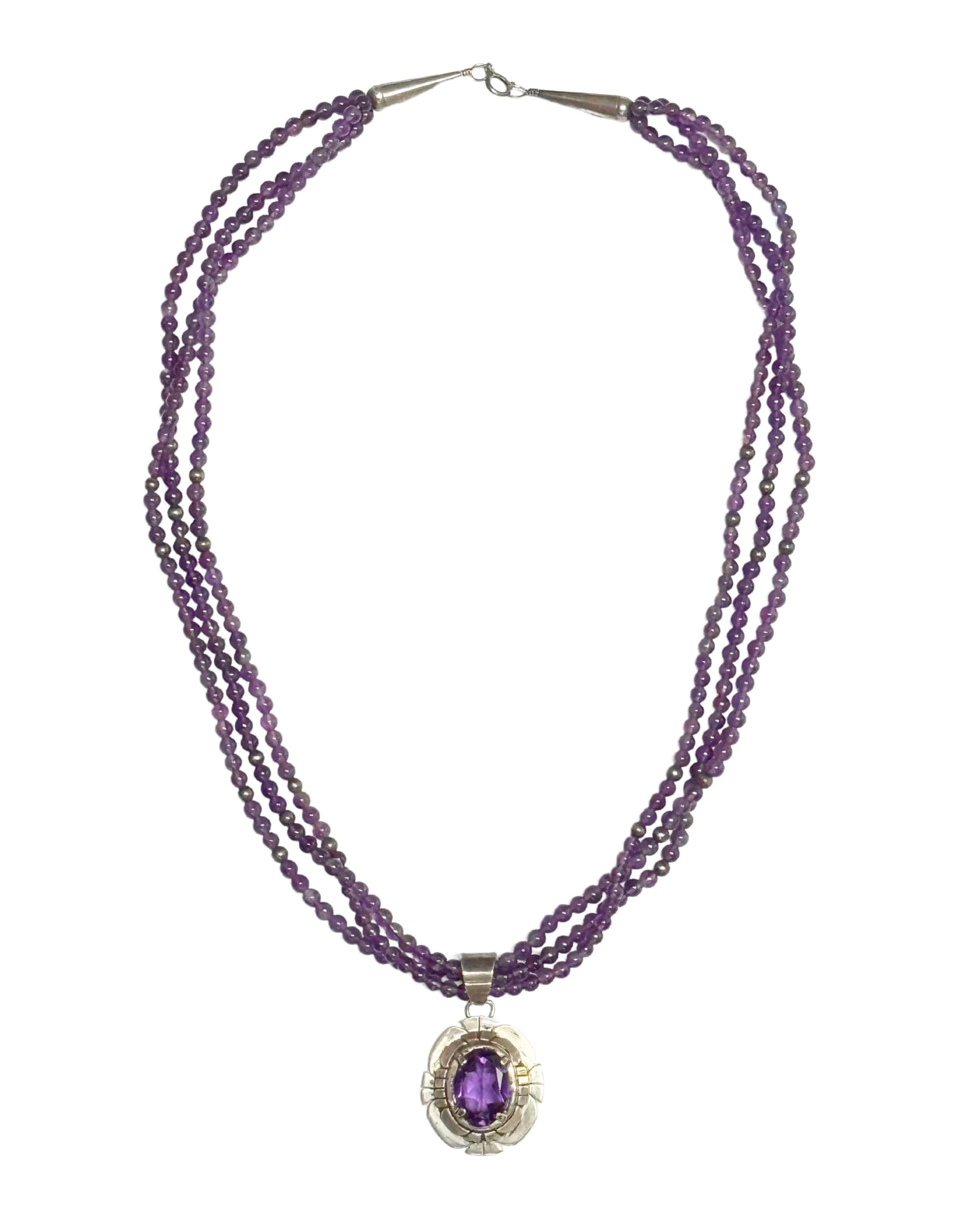 Russell Sam Navajo Sterling Silver and Amethyst Beaded Necklace 22 in, Late 20th Century. 