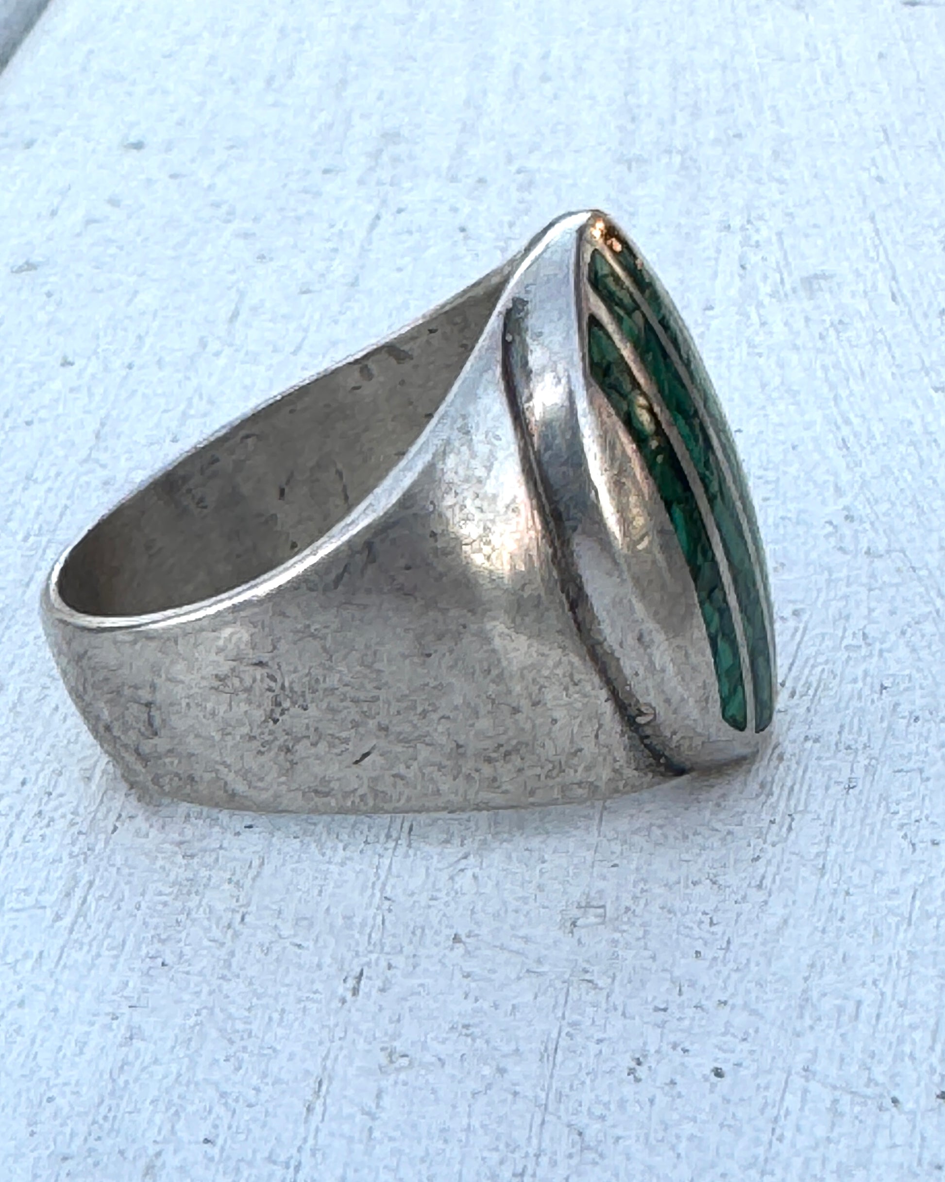Sterling Ring with Vertical Turquoise Inlay Vintage side view.